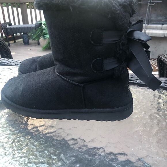 🔥UGG mini bailey ll Boot  - Picture 2 of 9